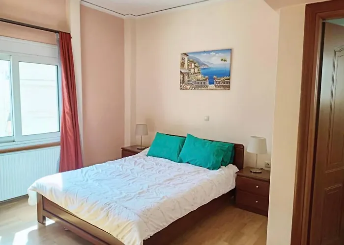 Spacious 3Bed, 3Bath Residence By Dg Collection